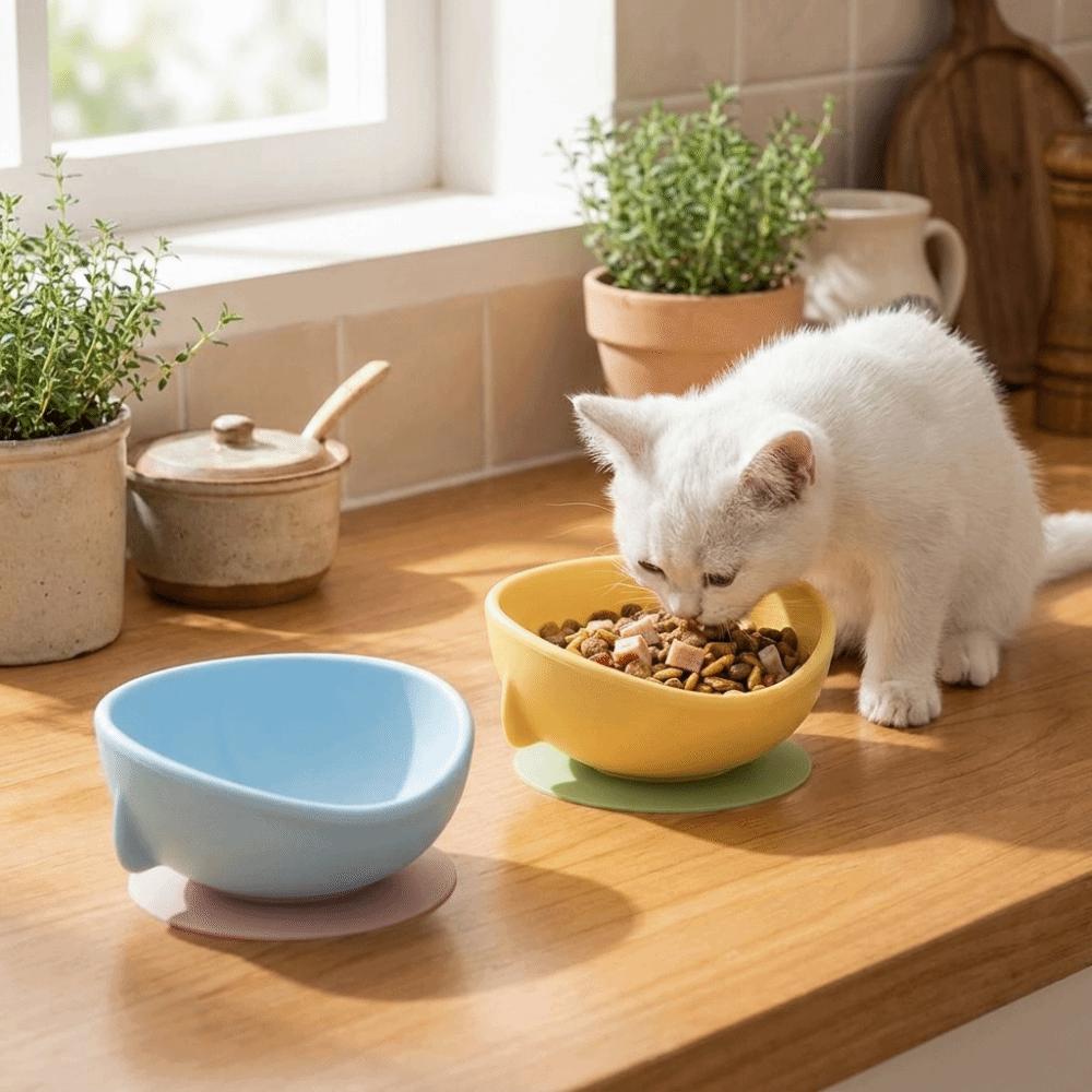 Creative Silicone Suction Cup Pet Bowl Stable Soft Slow Food Bowl Anti-spill Food-grade Cat Food Water Bowl For Cats