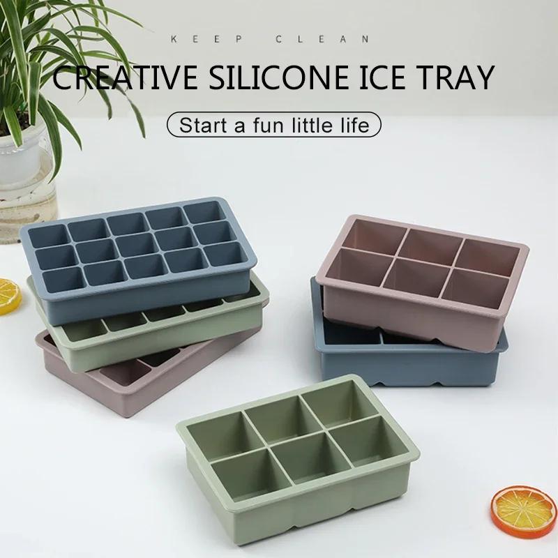 Silicone Ice Cube Mold 3 Color Big Grid Ice Cube Maker Flexible Silicone Ice Cube Tray with Lid Kitchen Gadgets and Accessories
