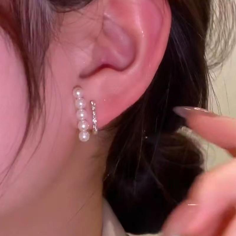 1Pair  Arrival Stud Earrings  Pearl Women Classic Double-Layer  Pearl Earrings Female Korean Simple Jewelry
