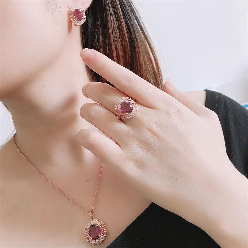 Exquisite Russian Purple Gold Smoke-Colored Gemstone Pendant, Court Style Egg Surface Pattern Pendant, Rose Gold-Plated Jewelry For Women