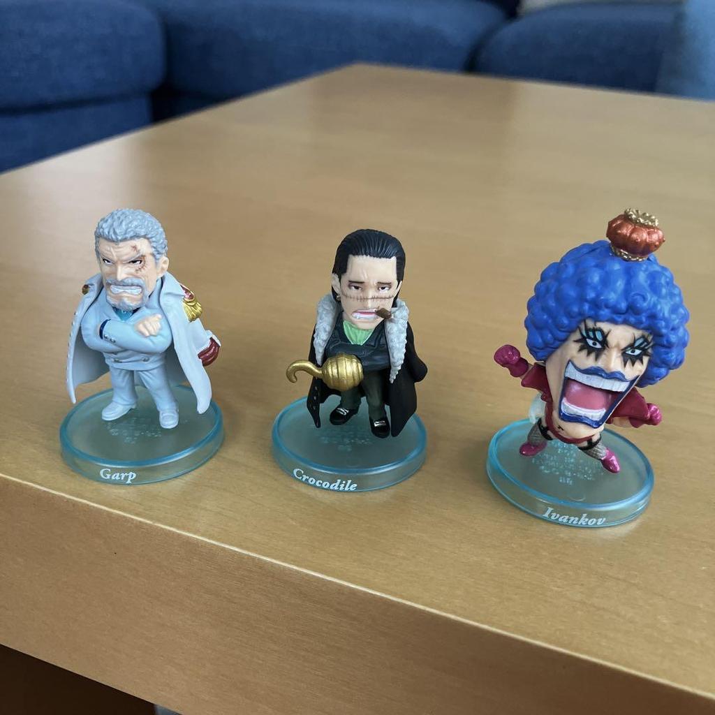 [USED] Bandai One Piece Collection: Fierce Battle! Pirates vs. Navy! 10 Types in Total, Candy Toys