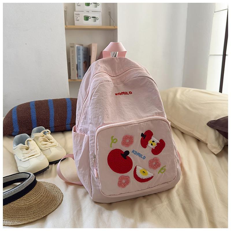 Japanese ins new high-value, fresh, sweet and cute apple backpack, lightweight spring outing backpack for junior high school students