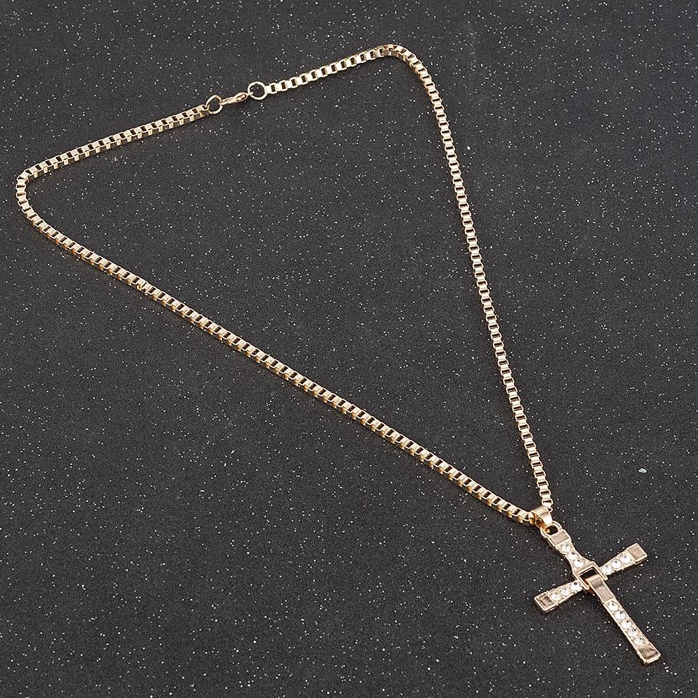 Fashion Choker Necklaces for Women 2025 Gun Cross Pendant Crystal Rhinestone Chain Necklace Women Men Punk Chains Jewelry Gift
