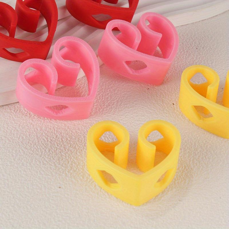 1 Pc Heart-Shaped Reusable Chopsticks Helpers Training Adults Kids Non-Slip Chopstick Hinges Portable Practice Chopsticks