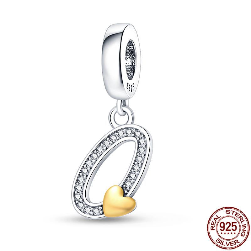 Novinka v kolekci Qikaola Originální náramky 26 písmen A-Z Měděné přívěsky Korálky Pro DIY Výrobu narozeninových šperků Dárky