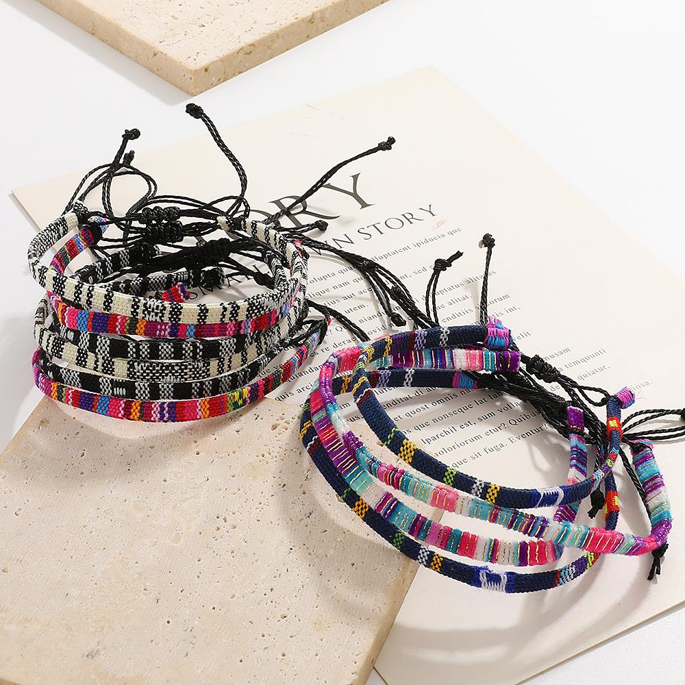 Set di Braccialetti da Spiaggia per Uomo e Donna, Braccialetti da Uomo Surfer, Braccialetti Estivi Boho Intrecciati con Cordino Regolabile, Cavigliere