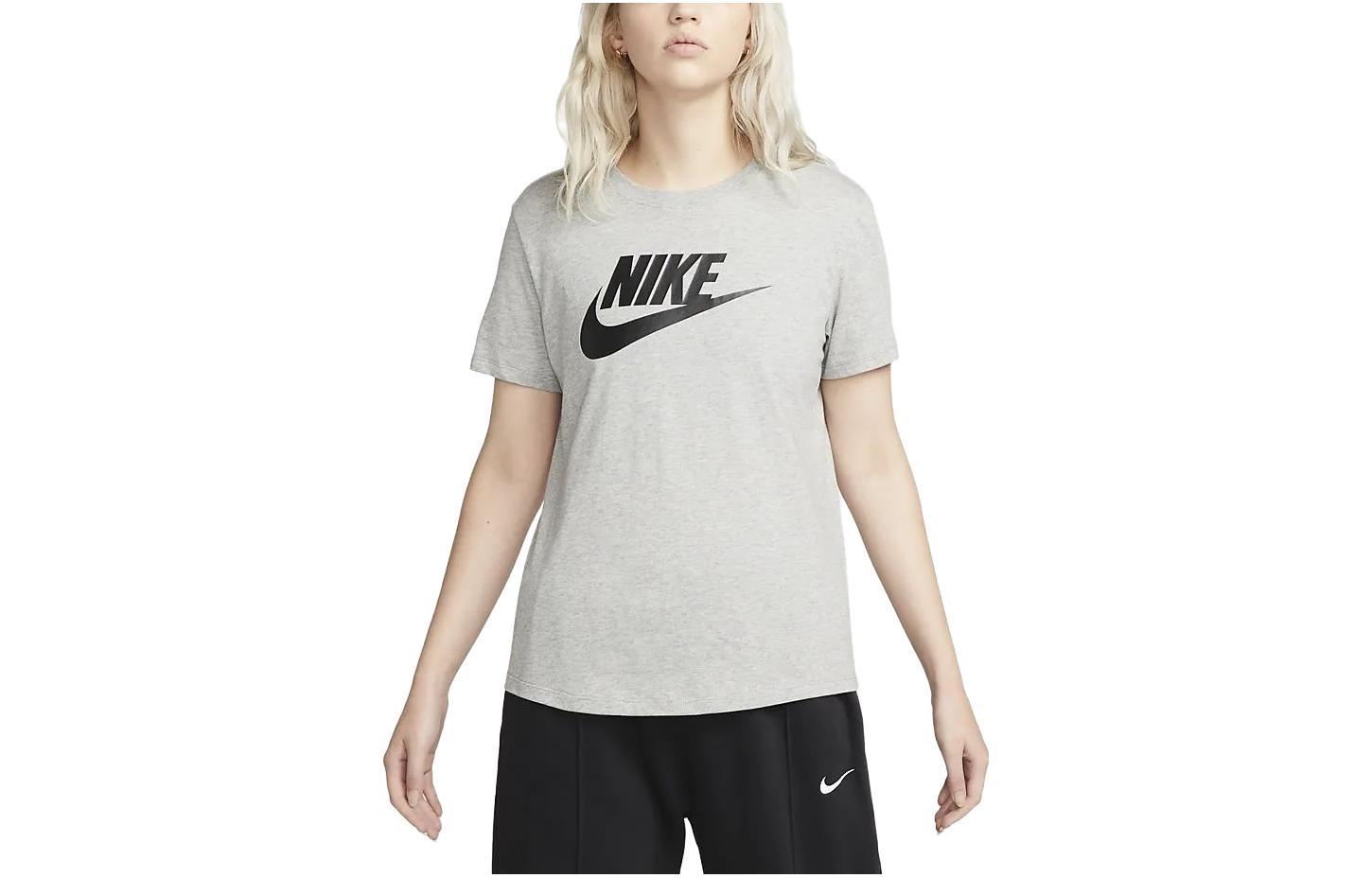 

Nike Sportswear Essentials Women s Logo T Shirt DX7906-063 XS