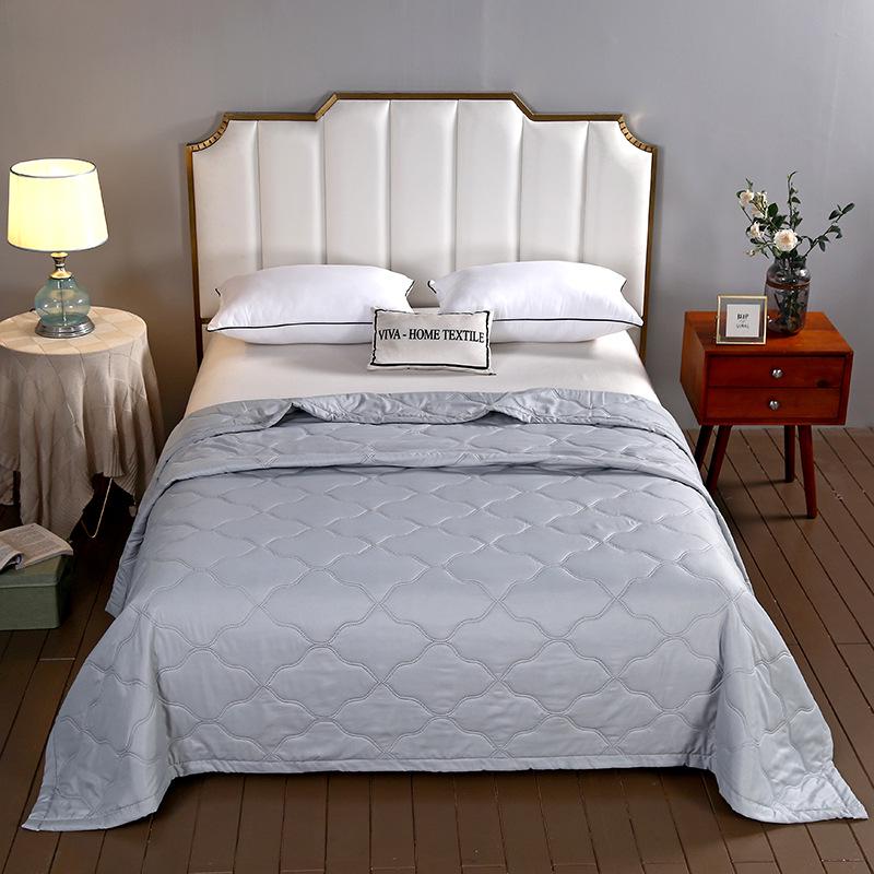 Summer Cool Gift Quilt Set: Washable Cotton Comforter & Thin Quilt