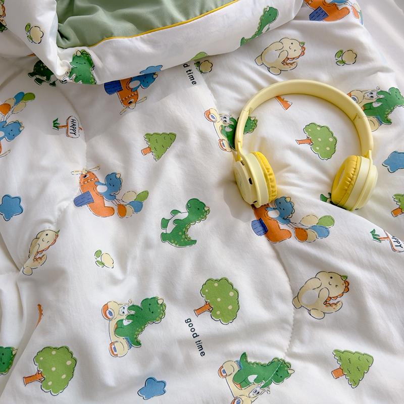 Cartoon Dinosaur Summer Quilt Air Conditioning Quilted Quilts for Kids Teens Skin-Friendly Breathable Thin Blanket Washable