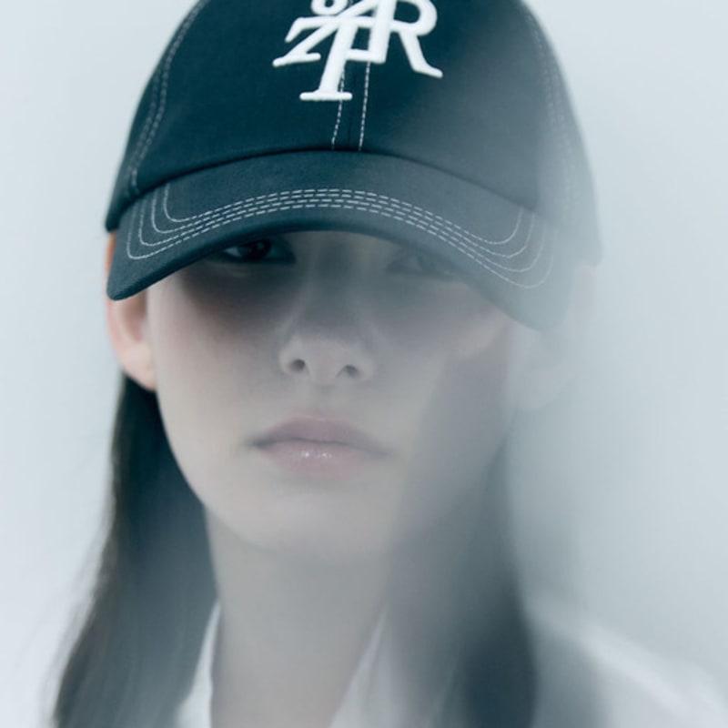 Oart Signature Typo Stitch Cap [BLACK]