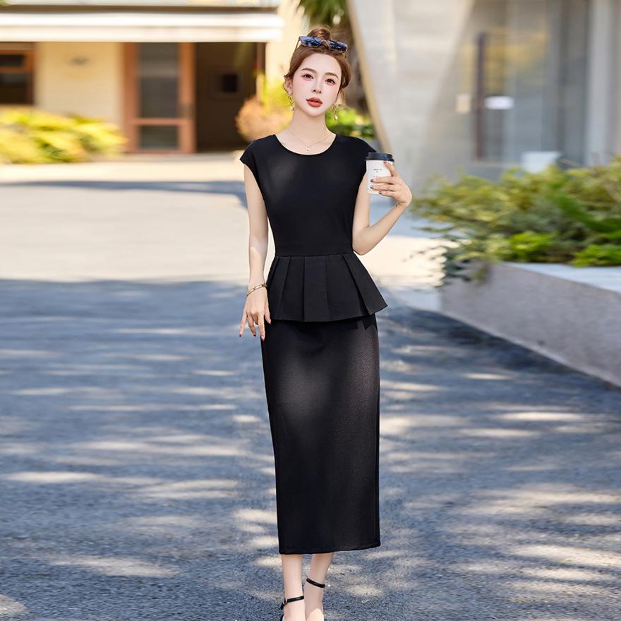 French Hepburn style dress women's summer light luxury design sense temperament celebrity slim and thin fake two-piece skirt