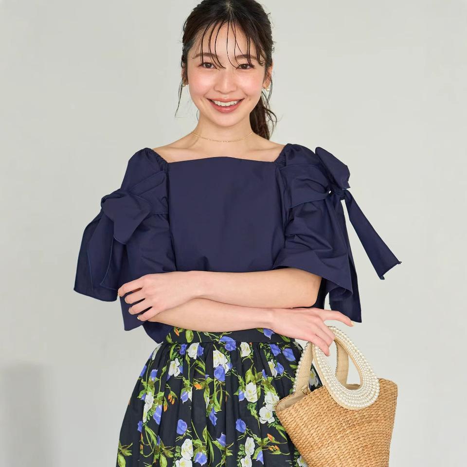 

Design Sense 2025 Off-the-Shoulder Two-Way Blouse - In Stock One Size