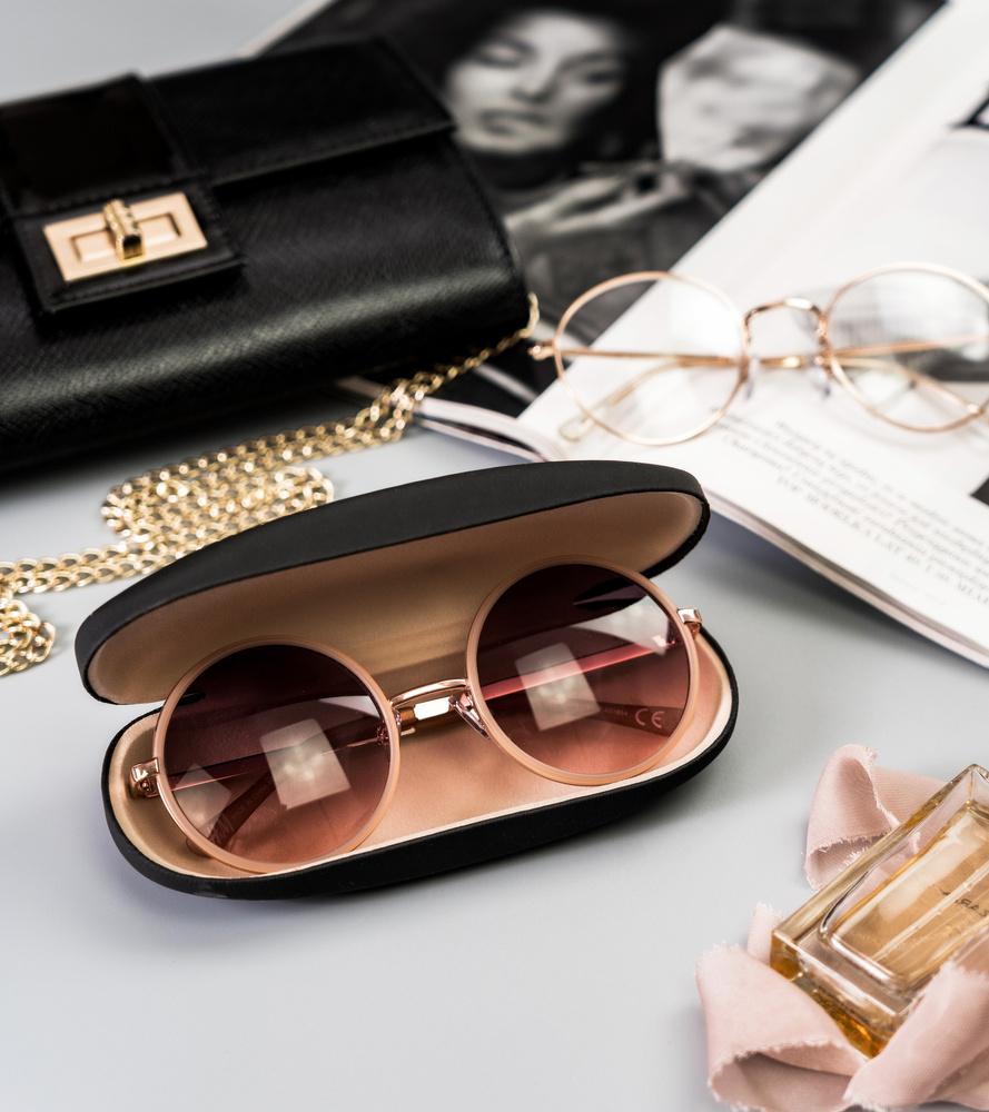 Classic glasses case made of eco-leather - Cavaldi