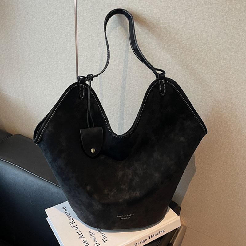 

Retro bag women s large-capacity new autumn and winter versatile single shoulder mother and child bag casual commuting чёрный