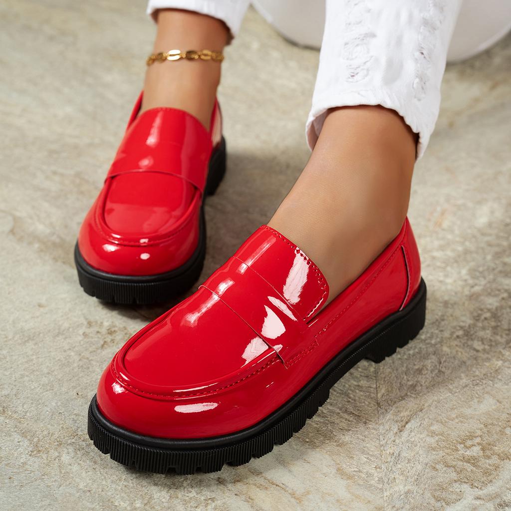 2026 New Woman Black Patent Leather Loafers Non-slip Platform Casual Shoes for Daily Wear