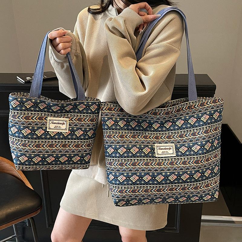 Large-capacity Ethnic-style Bag, Women's Fashionable Tote Bag, Student Single-shoulder Class Commuting Bag