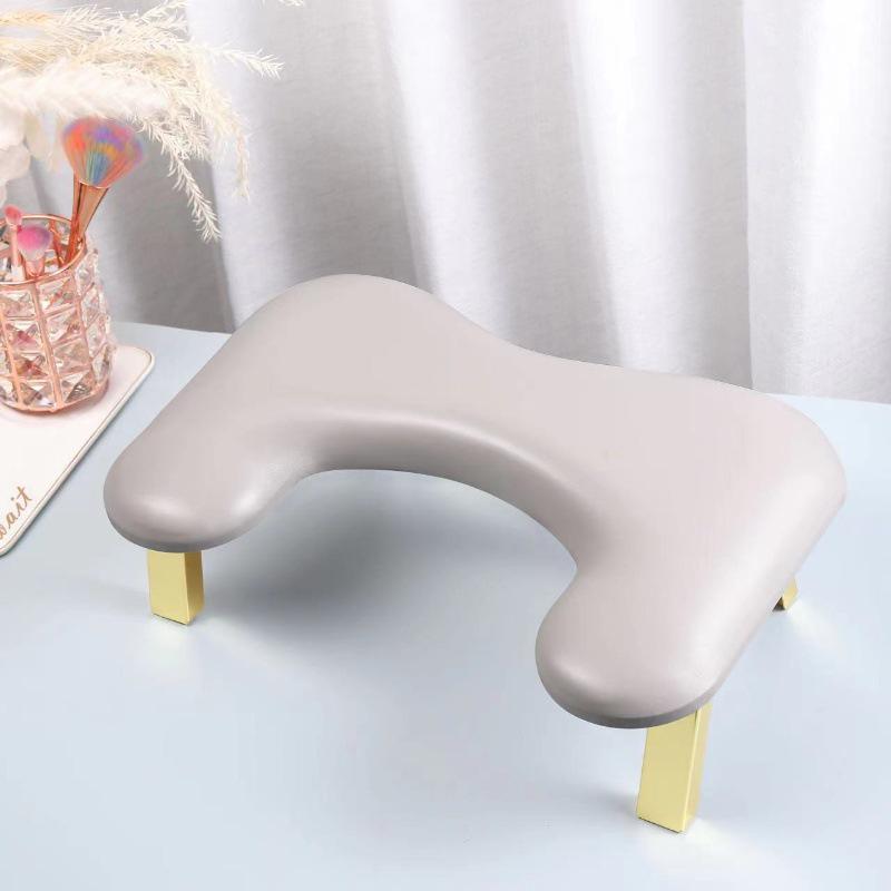 

Luxury Russian Hand Pillow: Elegant Butterfly-Fold Design for Comfort in Nail Art As shown