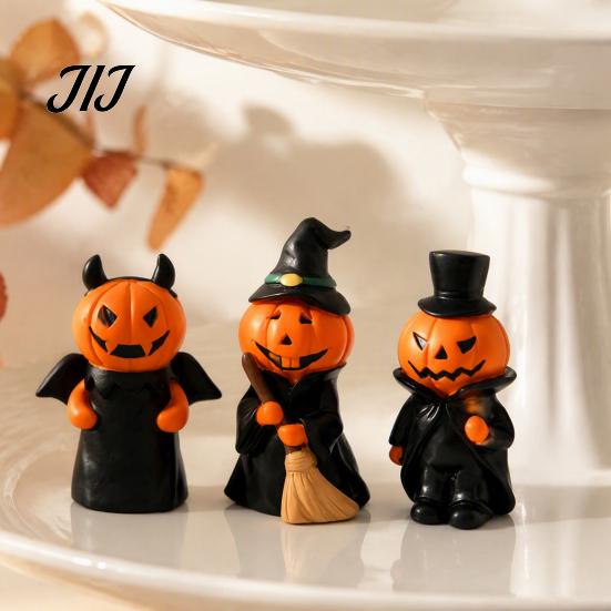Small Desktop Sculpture 3Pcs Halloween Pumpkin Ghost Figurine, Resin Spooky Tabletop Decor Festival Party for Home Bookshelf And Tiered Tray,