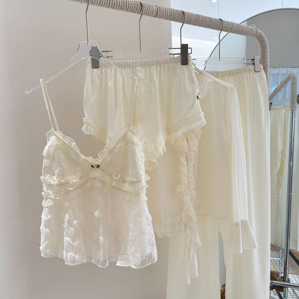 Pure desire to look thin, fashionable and sexy long-sleeved loungewear four-piece high-end French suspender sexy summer pajamas