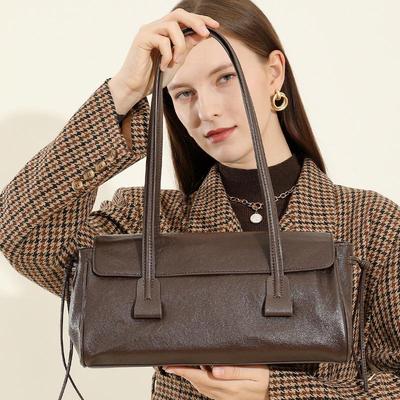 Herbst/Winter Unterarmkissentasche aus Rindsleder: Stilvolles, vielseitiges Single-Shoulder-Baguette für Damen