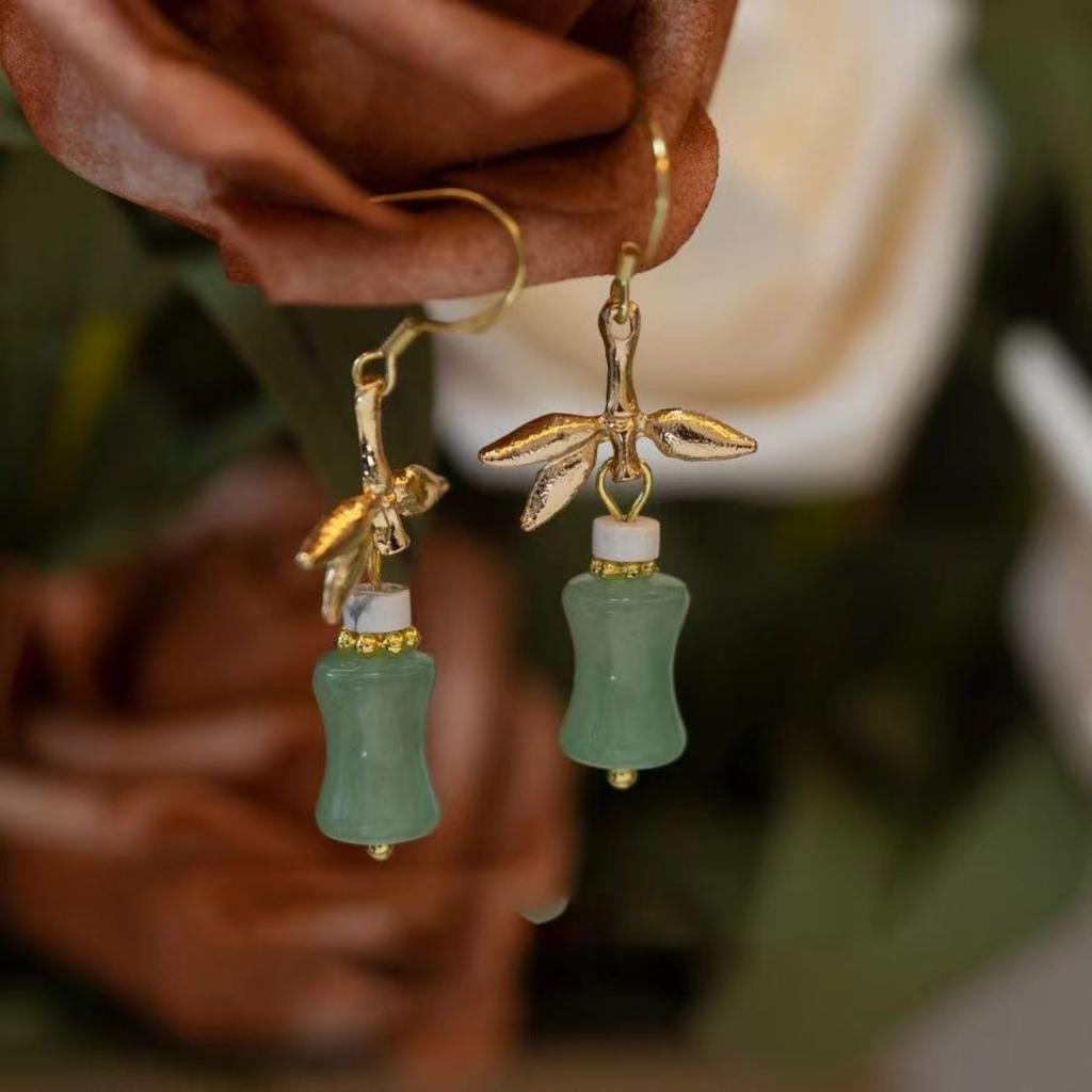 Cercei etnici chinezești din jad pentru femei Vintage Model Nor Norocos Pandantiv Picătură de Apă Bijuterii Elegante Accesoriu Hanfu Clip