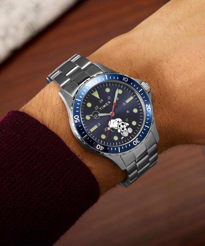 Taimaegseu X Peanuts Navi Soccer Blue Dial Metal Watch 41Mm