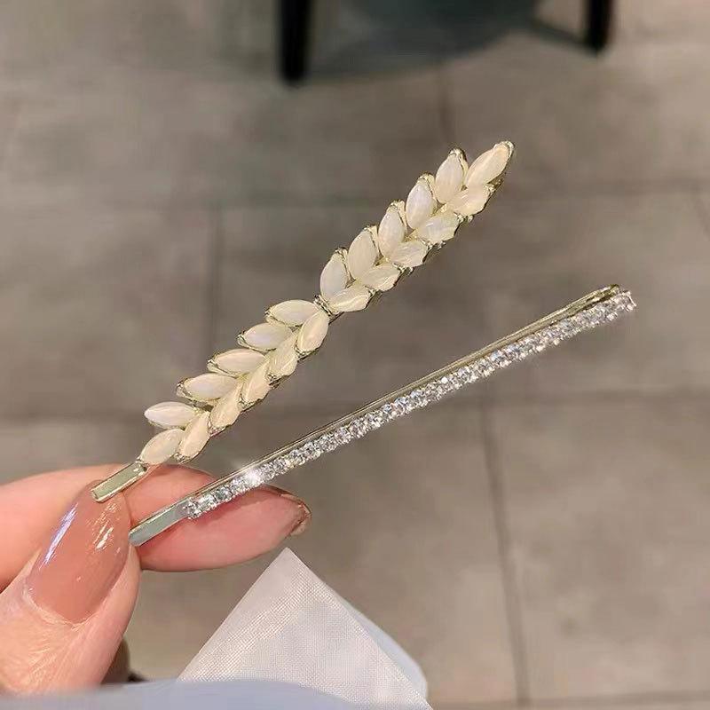 Perlen Katzenaugen Strass Blume Haarspange - Elegante Seitenklammer für Pony und krauses Haar