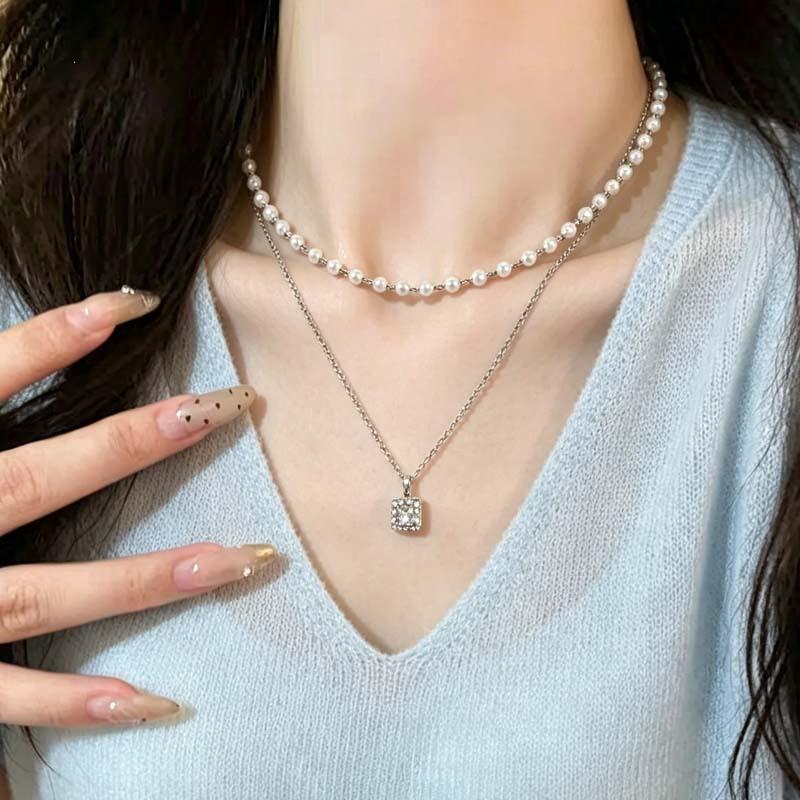 Summer Sweet Pearl Sugar Cube Necklace: Double Layer, Starry Pearl Luxury Clavicle Chain