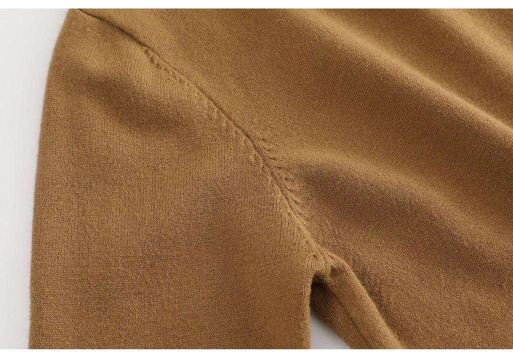 Plus Size Women's Bear Embroidery Knit Cardigan - Autumn/Winter 2026 Round Neck Thick Sweater Coat (220 Jin)