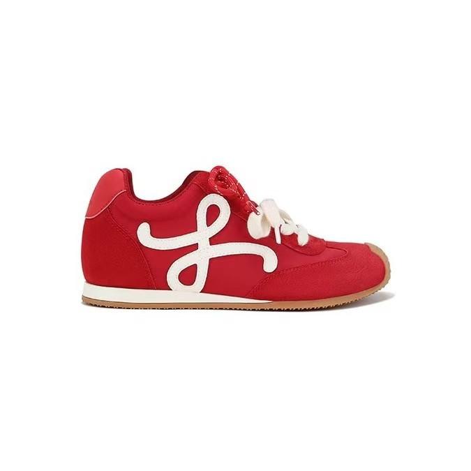 Grape mother increases the height within 7cm, Yang Mi, the same German training shoes, women's genuine leather thick-soled tilted head sports and lei