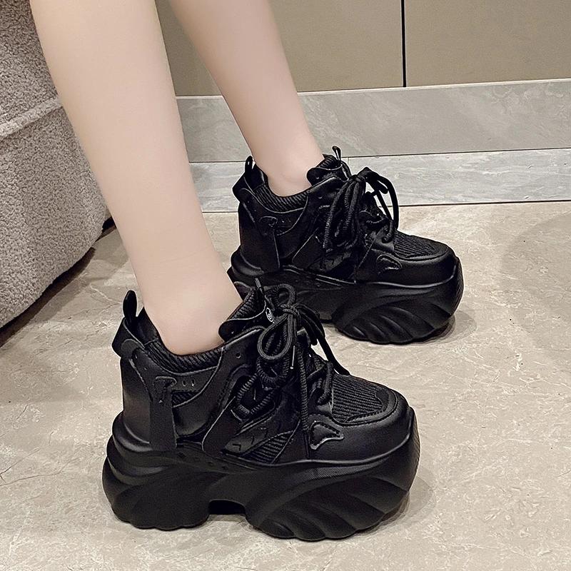 

Женские кроссовки на платформе на шнуровке осенние 11 см спортивные папины туфли высокие массивные повседневные туфли женские на толстой подошве сетчатые белые туфли 35 чёрный