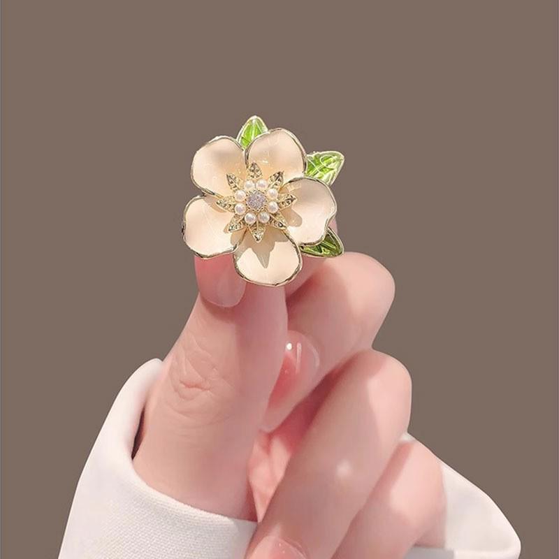 High-End Japanese Camellia and Gardenia Brooch Corsage Pin