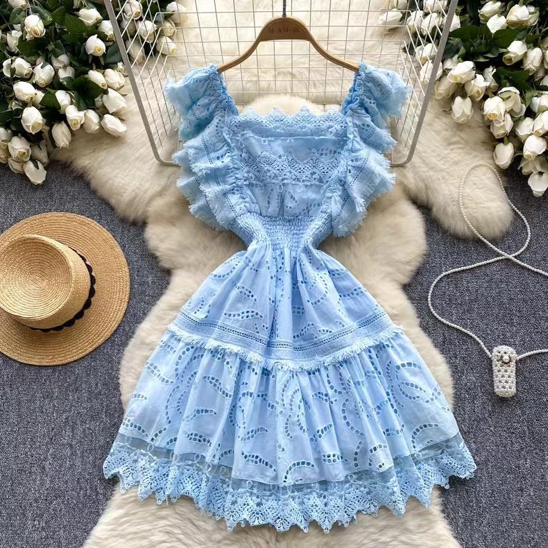 

Нежный стиль, темпераментное платье для женщин, летнее, с французским квадратным вырезом, повседневное, кружевное, с ажурной вышивкой, облегающее, короткое платье А-силуэта XXL небесно-голубой