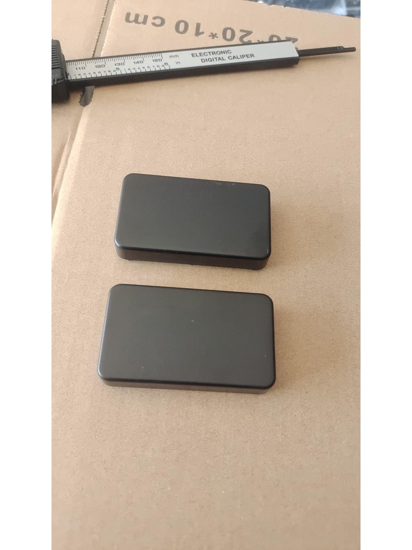 

65x38x20 Plastic Shell DIY Junction Box, Power Module Enclosure, One-In-Two-Out Splitter Cover Other