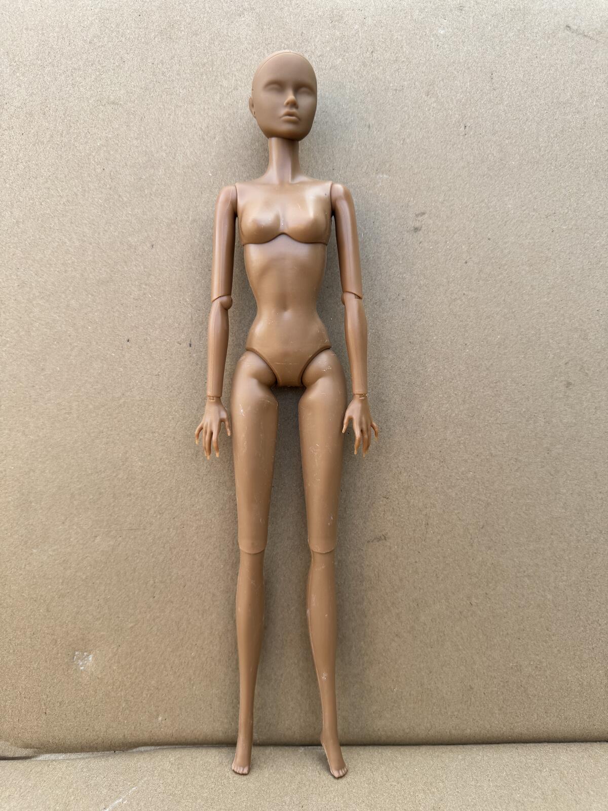 

30cm 1/6 Scale Solid Doll Figure with Movable Joints Blank Bald Head for DIY Makeup Practice Collectible Toy Playing Parts little defectives