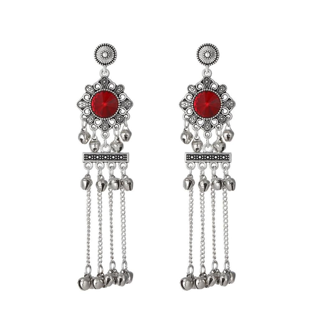 Elegant Retro Tassel Dangle Earrings: Exotic, Artistic, Classic, and Exquisitely Hollowed for a Dignified Look.