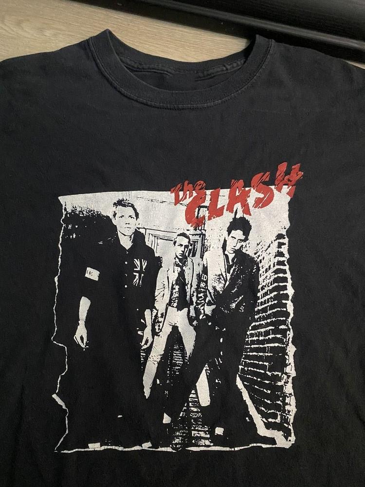 

New The Clash band 1990s Gift For Fans Unisex S-5XL Shirt SS1160 Unisex T-Shirt XXXXL