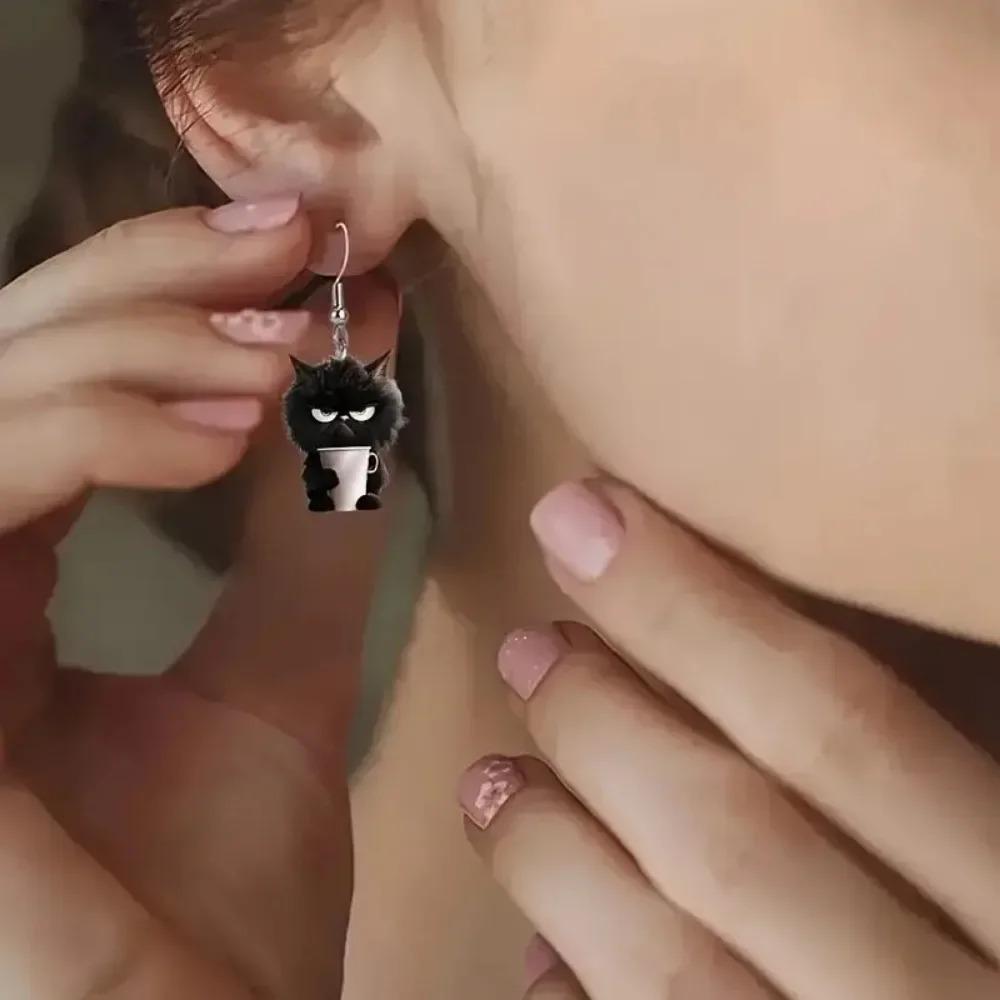 2D Flat Angry Black Cat Women Acrylic Earrings Fashion Cute Small Animals Unique Earrings for Girls Accessories Personality Gift