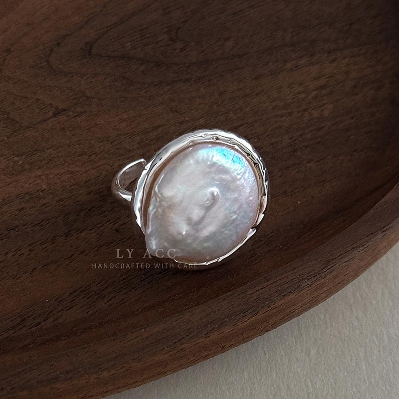 Natural Texture Fritillary Round Index Finger Ring Shell Light Luxury Ring Niche Design High Fashion Personality Versatile