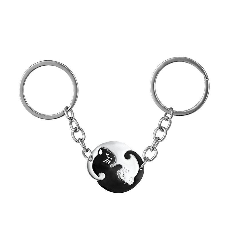 Round Keychain Pendant Adorable Cute Key for Women Men One Size