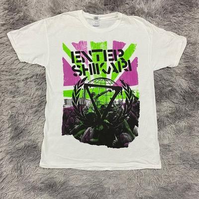 Tops – T-Shirts