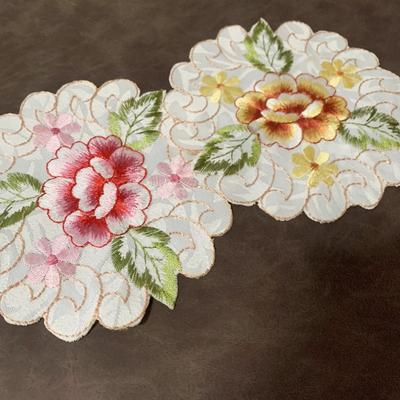 Pastorale Stickerei Untersetzer Blume Frühlingsstickerei Polyester Esstischstoff Isolier-Platzset