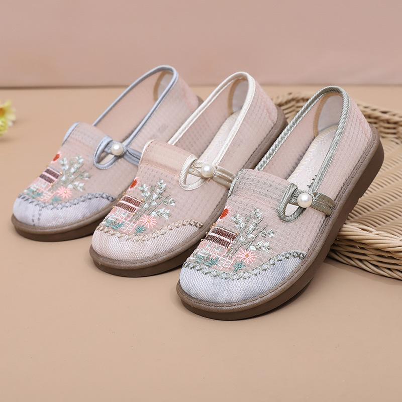 Shoes women's summer women's shoes soft sole not tired feet women's single shoes mesh breathable shoes lazy shoes mother shoes one pedal