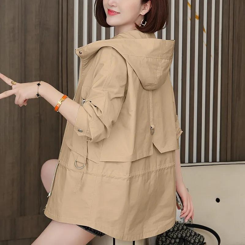 Mother's Windbreaker Women's Spring And Autumn Middle-Aged Mother's Loose And Thin Coat Korean Lining Trench Hooded