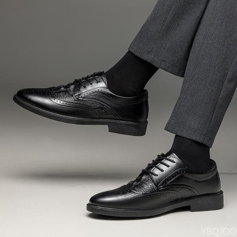 Fashion Fashionable Retro Men's Leather Shoes with Lace Up Business Formal Pointed Leather Shoes Breathable Low Cut Casual Men's Shoes