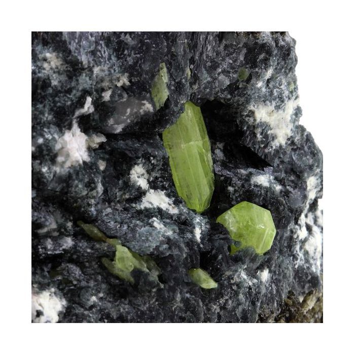 Pierres et Minéraux. Chrysoberyl. 2343.0 ct. Tsitondroina, Ikalamavony, Madagascar.