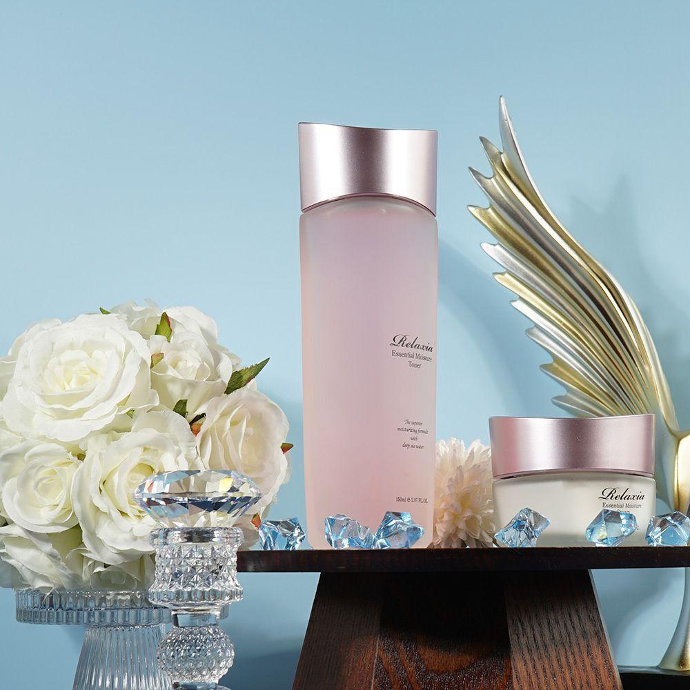 Highly moisturizing FJLZWPLJ deep sea water green tea extract refreshing women s skin 1 + cream 1