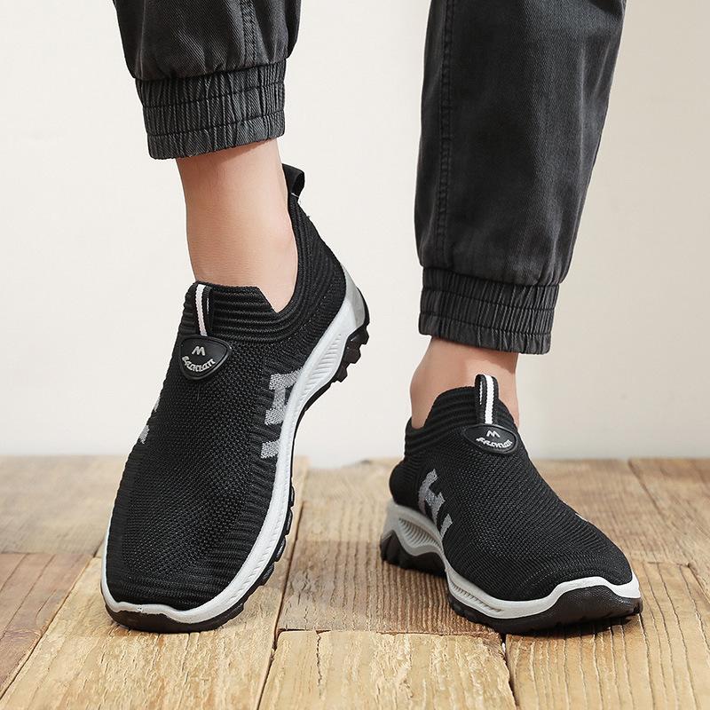 New Summer Sneakers, Low-top Socks, Fly-knitted Hiking Shoes