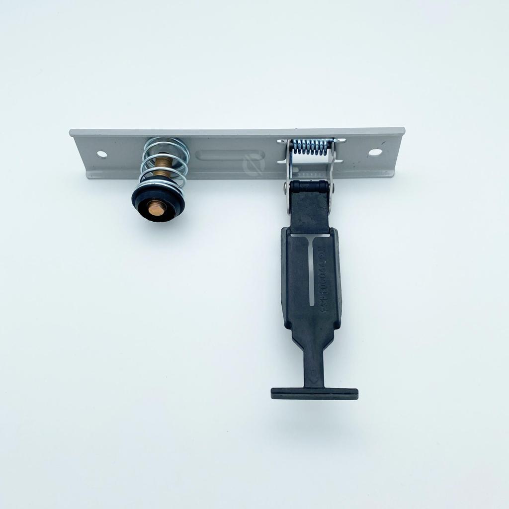 Hood Bonnet Lock for Clio II for Thalia for Clio Symbol Hood Lock Striker Opener Clasp Latch for Clio MK2 8200701114 7700842682