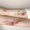 2 Stück Blumenarm Tattoo, großes Rosenblüten Tattoo, Rose Temporäres Tattoo Frau, Rose Temporäres Blumen Tattoo Design, Rosen Tattoo für die Brust der Frau